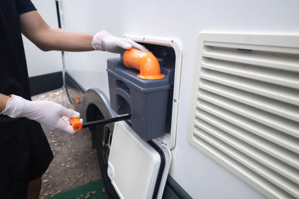 Professional porta potty rental in Roxana, IL